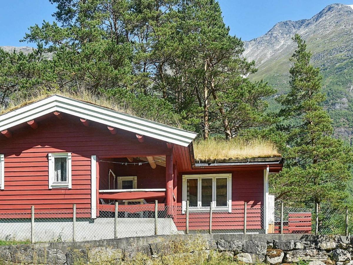 Holiday Home Olden IV Екстериор снимка