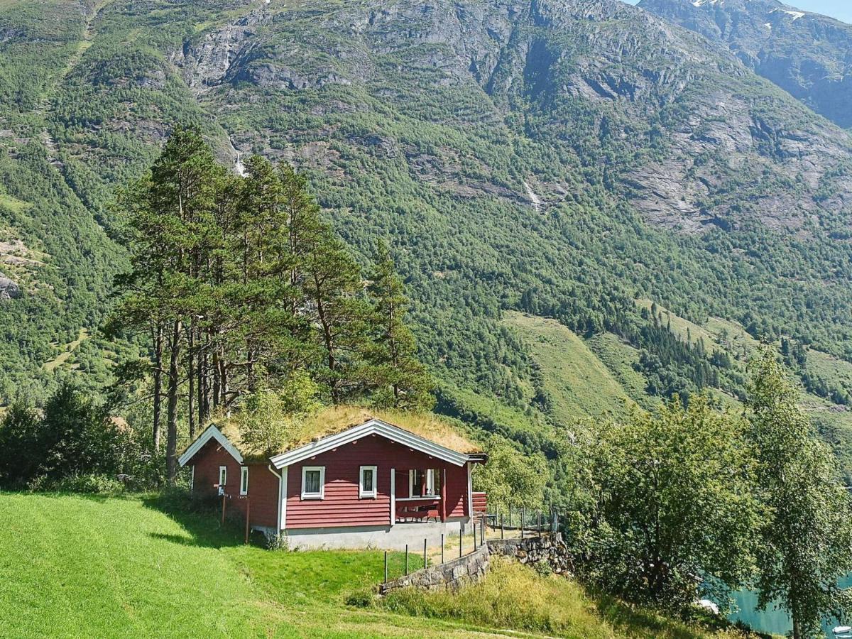 Holiday Home Olden IV Екстериор снимка